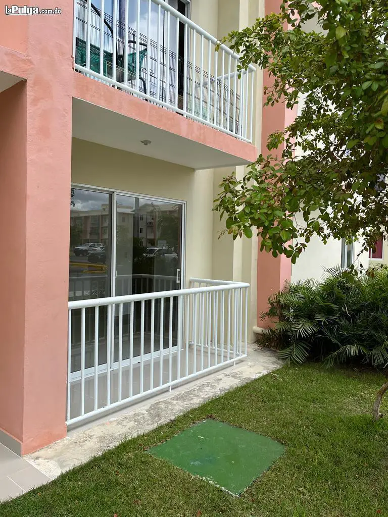 VENDO APTO EN BAVARO PUNTA CANA CIUDAD CARACOLI 2 HAB 2 BANOS 1 PARQ Foto 7156346-2.jpg