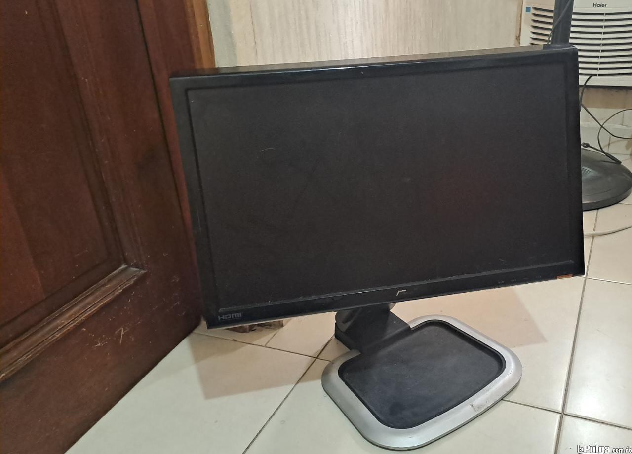 Monitor Asus VH222T y Monitor HP Compaq Leer Descripcion Foto 7156416-3.jpg