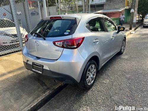 Mazda Demio 2017 recién importado Foto 7156915-4.jpg