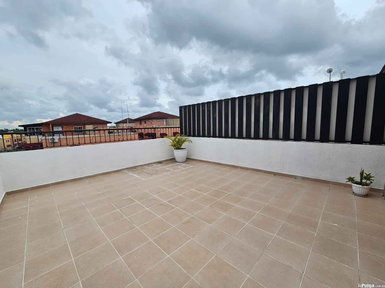 Apartamento en sector DN - Altos De Arroyo Hondo 3 habitaciones 2 parq Foto 7157393-4.jpg