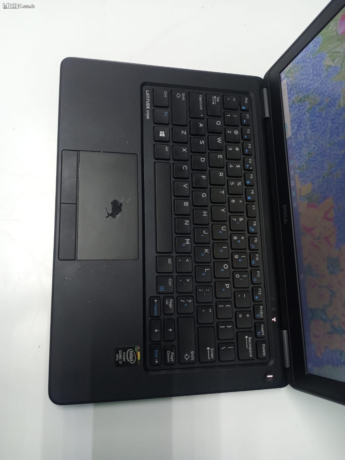 Laptop Dell Latitude E7250 / 7th Gen Intel Core i7 / 8GB DDR4 / 256G Foto 7157631-1.jpg