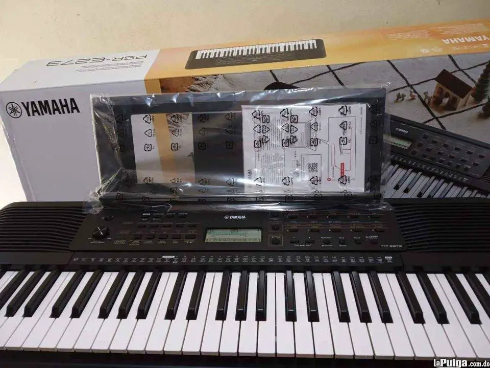 Piano YAMAHA Psr-E273 de 66 teclas 5 octava Foto 7157730-2.jpg