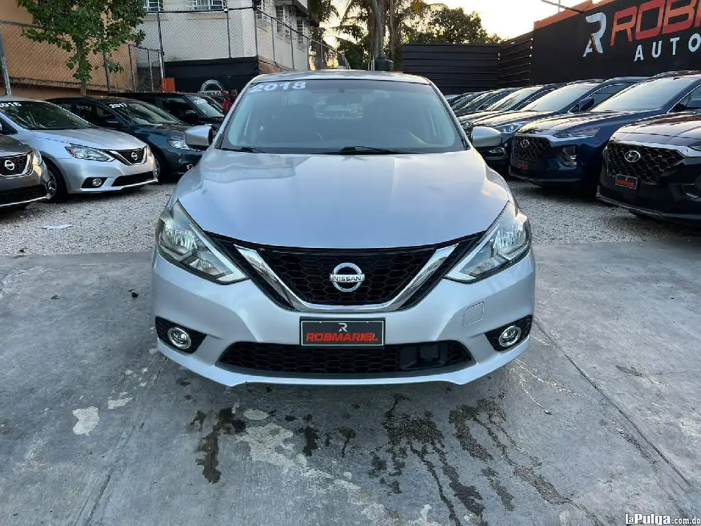 NISSAN SENTRA SV 2018 GRIS RECIEN IMPORTADO Foto 7157926-3.jpg