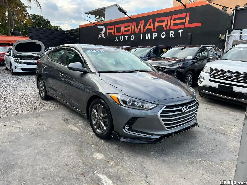 HYUNDAI ELANTRA SEL 2018 GRIS RECIEN IMPORTADO Foto 7157932-4.jpg