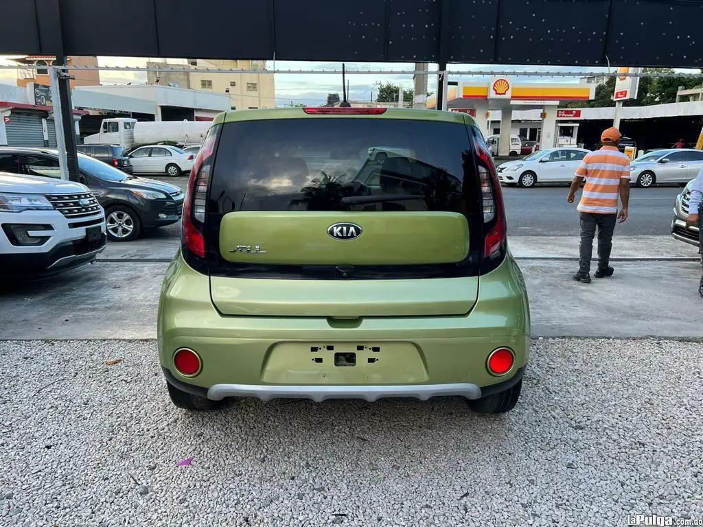 KIA SOUL 2017 VERDE RECIEN IMPORTADO Foto 7157934-4.jpg