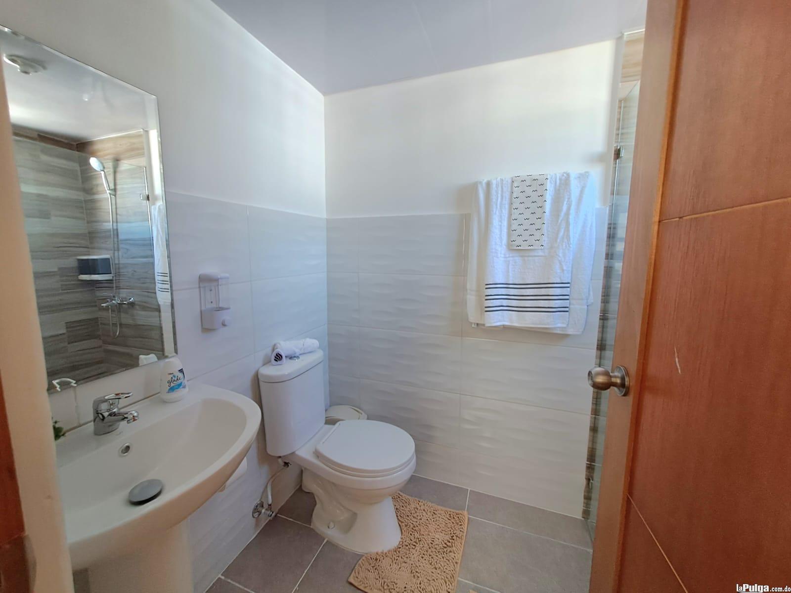Apartamento en Altos Colombia- Santo Dgo 4 habitaciones 2 parqueos Foto 7158114-10.jpg