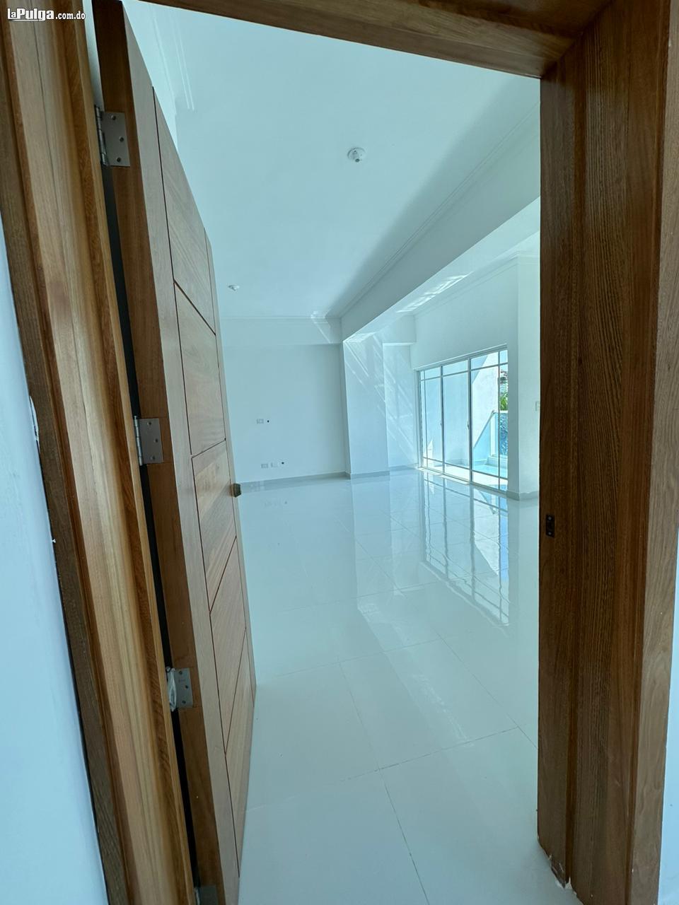 Apartamento en sector SDE - Alma Rosa 3 habitaciones 2 parqueos Foto 7158271-4.jpg