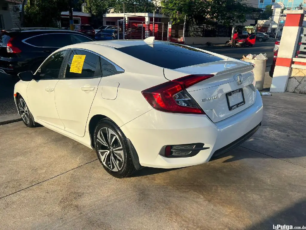 Honda Civic 2017 Gasolina Foto 7158947-2.jpg