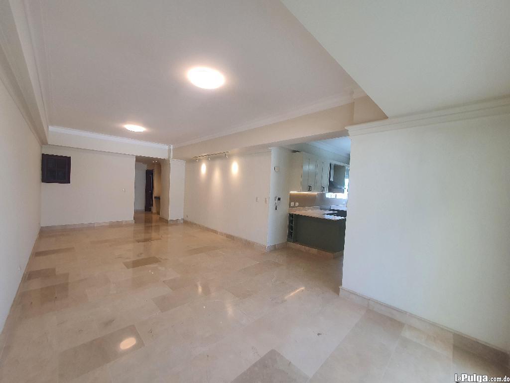 APARTAMENTO DE 207 MTS2 EN LOS CERROS DE GURABO SANTIAGO   Foto 7159112-2.jpg