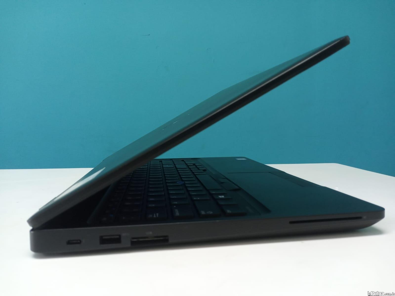Laptop Dell latitude 5580 / 6th Gen Intel Core i5 / 8GB DDR4 / 128GB Foto 7159129-3.jpg