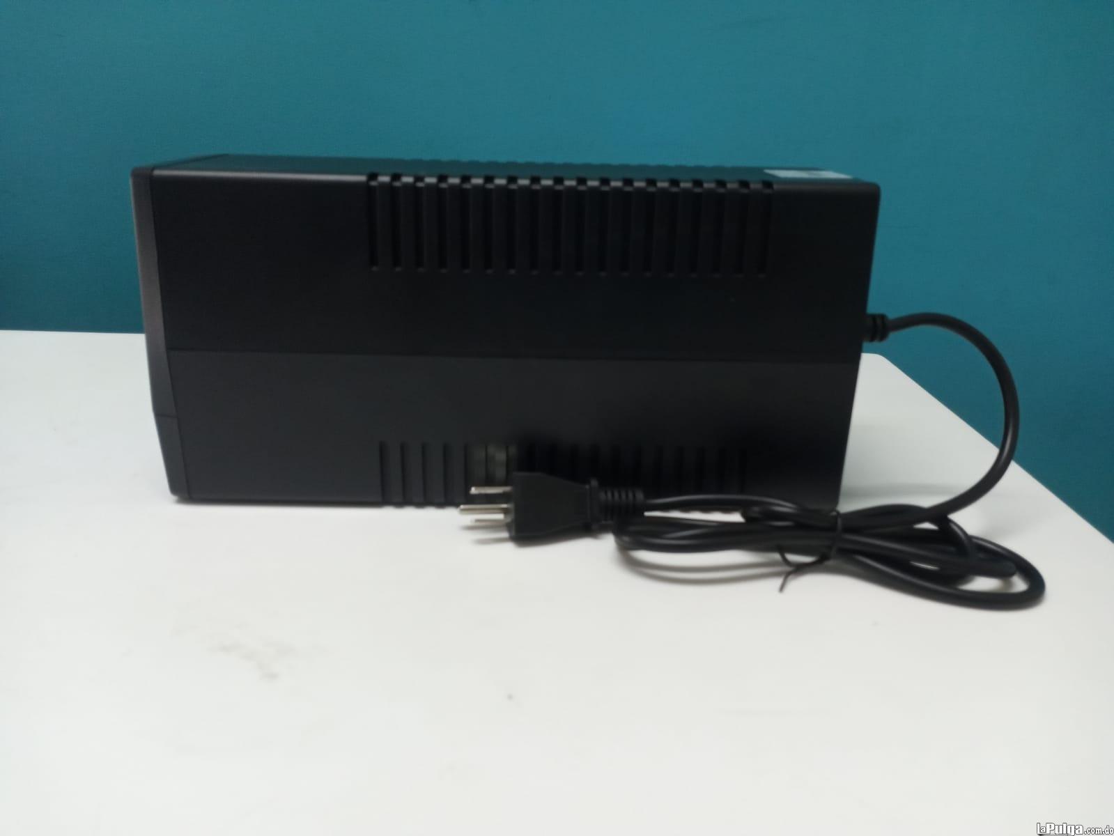 UPS GFORCE 950VA / 750W Foto 7159130-3.jpg