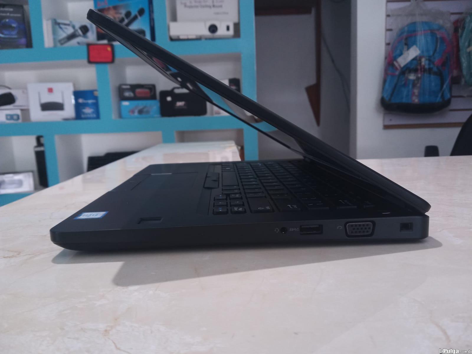 Laptop Dell Latitude 5480 touch / 6th Gen Intel Core i5 / 8GB DDR4 Foto 7159223-1.jpg