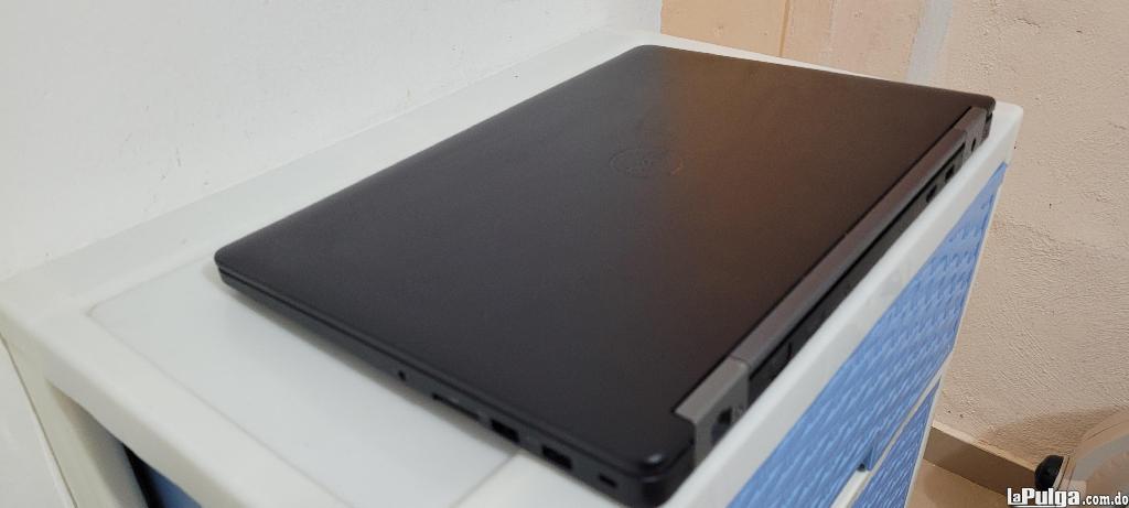 Dell Slim 14 Pulg Core i7 6ta Gen Ram 8gb ddr4 Disco 256gb SSD Video 4 Foto 7159237-3.jpg