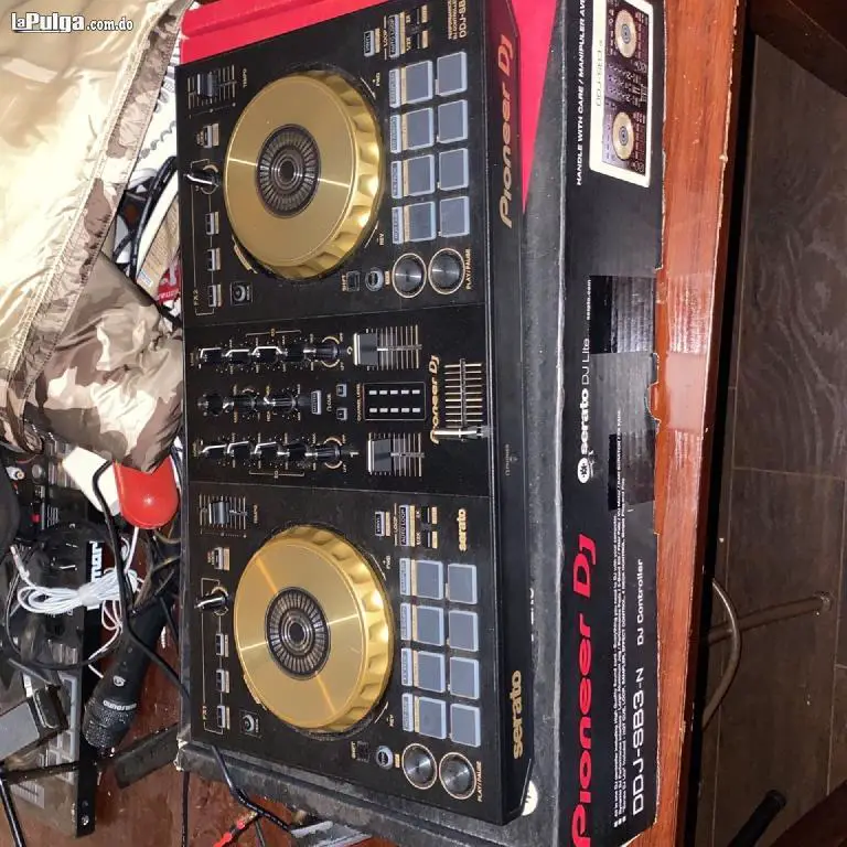 Pioneer DDJ SB3 Gold Dorado Special Edition simpromaxiphsamsnotgalamp Foto 7159312-2.jpg