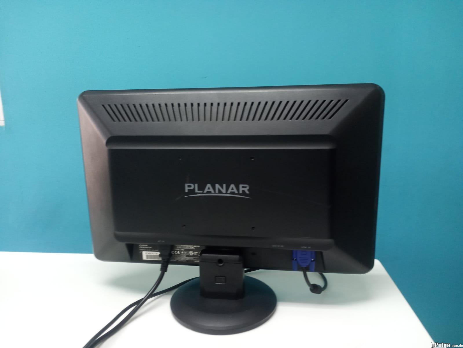 Monitor 19 Planar PL1910W VGA  Pixeles 1280 x 1024 Pixeles   Foto 7159553-4.jpg
