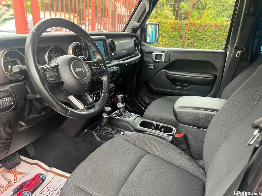 Jeep Wrangler 2019  Foto 7159858-2.jpg