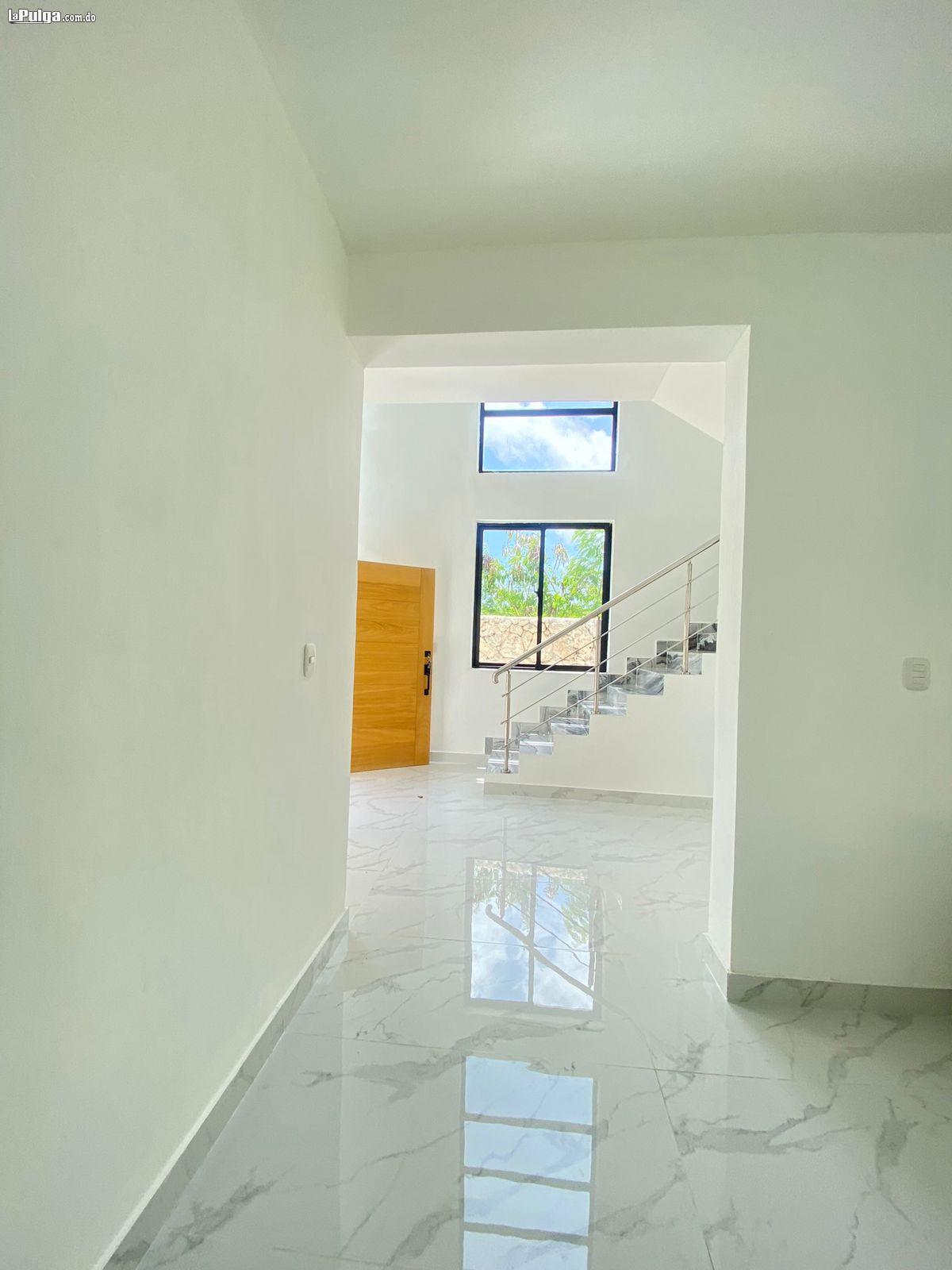 SE VENDE ESPECTACULAR CASA CON PISCINA EN PUNTA CANA  Foto 7160439-4.jpg