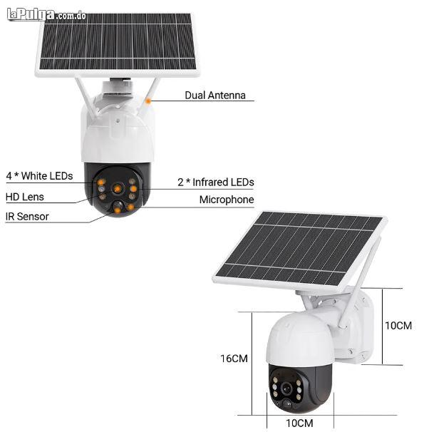 Camara wifi de exterior PTZ solar Foto 7160666-3.jpg