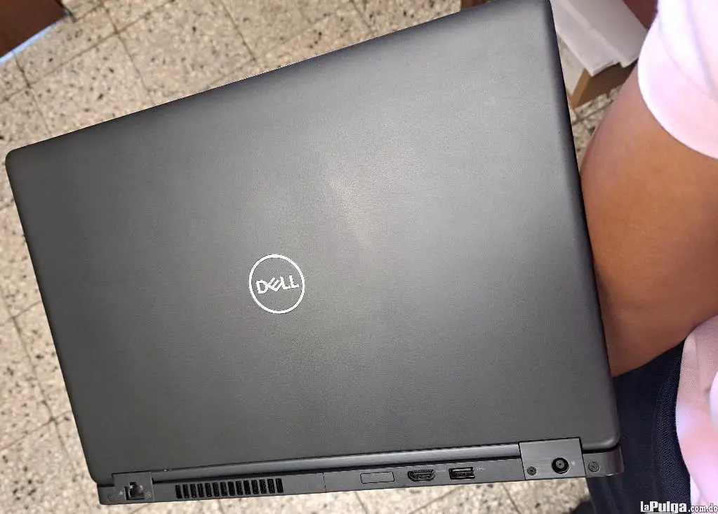 Dell Latitude 5490 14 inch 256GB Intel Core i5 8th Gen. 8GB Foto 7160942-3.jpg