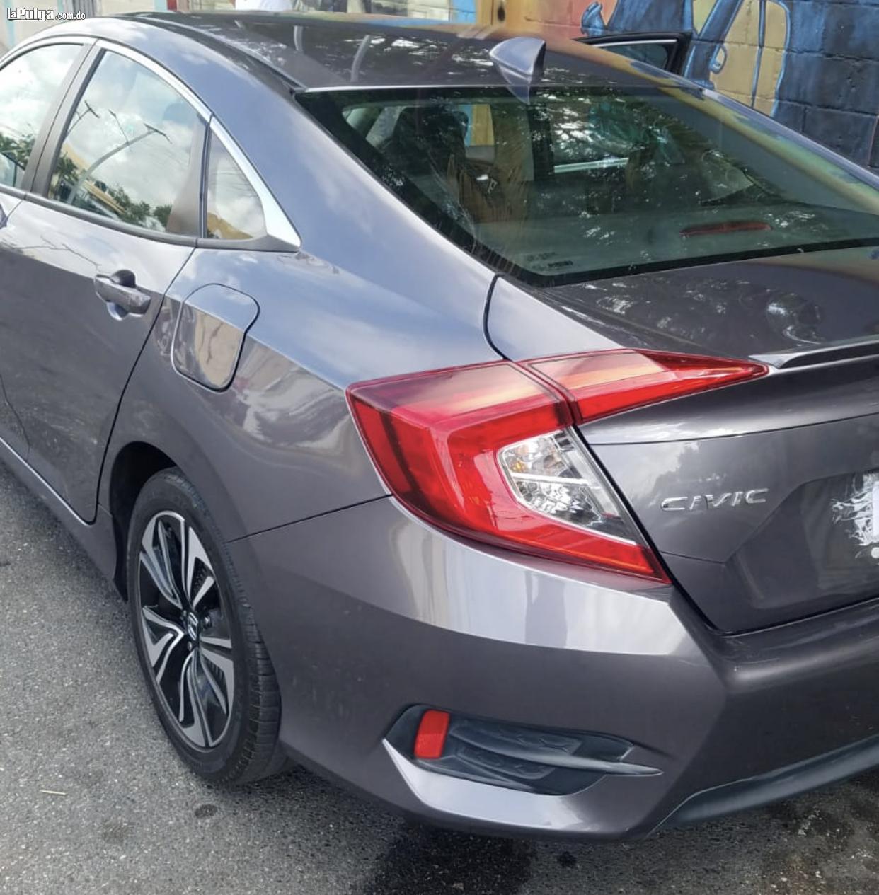 Honda Civic EX 2017 Gasolina como nuevo sin detalle  890000 Foto 7161680-4.jpg