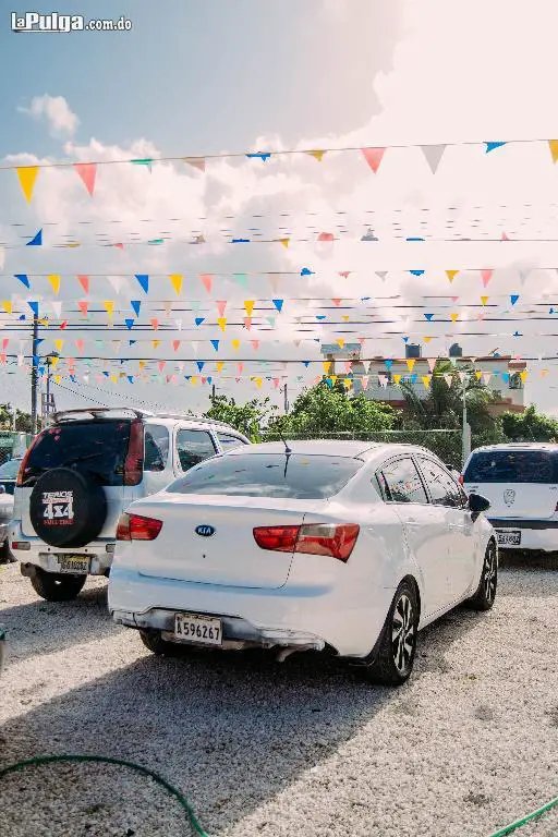 Vendo Kia Rio 2012  en La Romana Foto 7162000-3.jpg