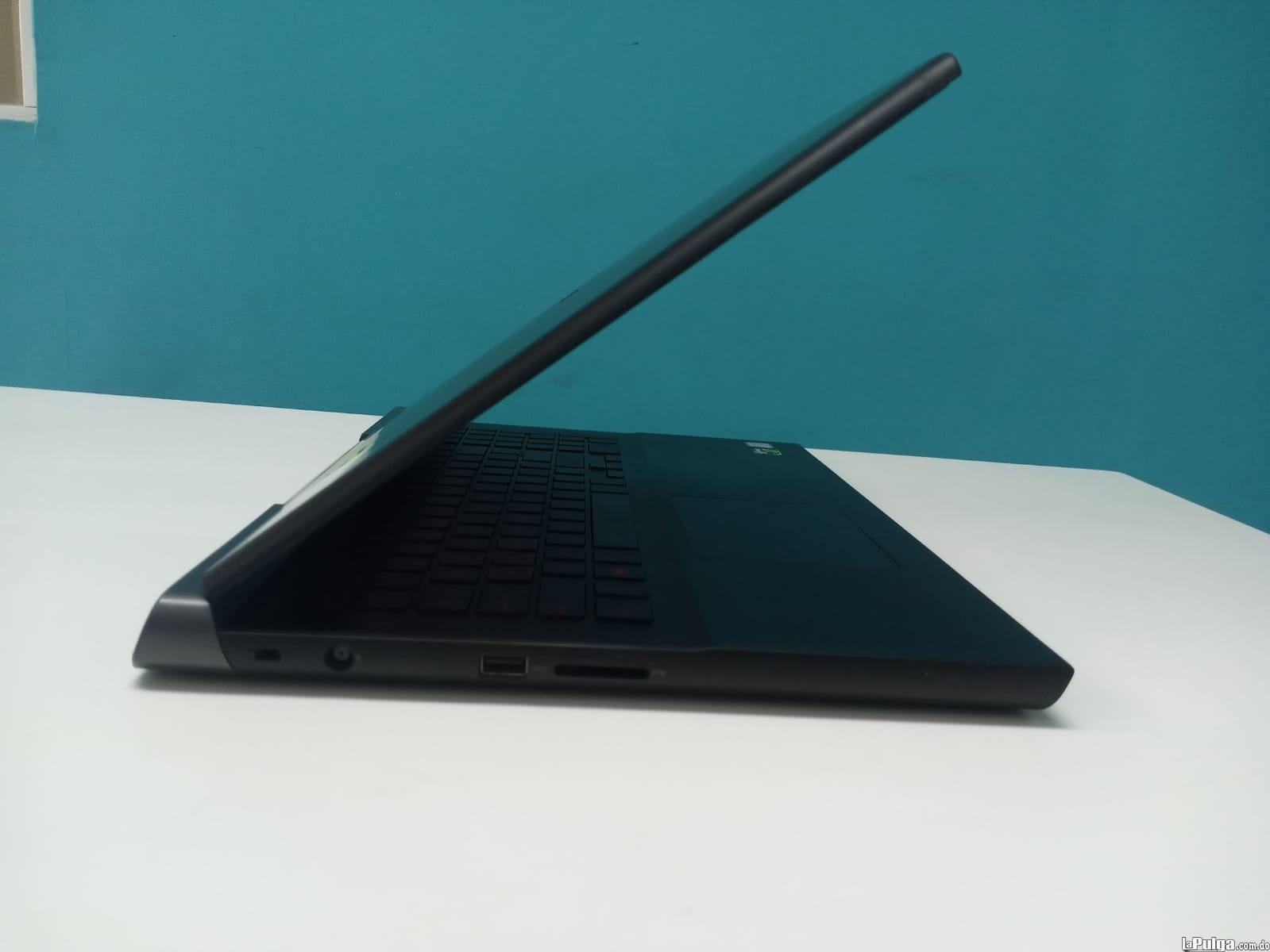 Laptop Dell Inspiron 15 7000 Gamming / 7th Gen Intel Core i5 / 8GB D Foto 7162501-2.jpg