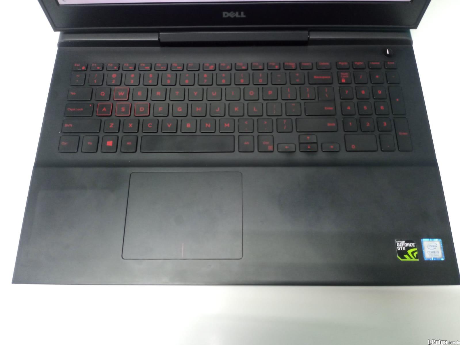 Laptop Dell Inspiron 15 7000 Gamming / 7th Gen Intel Core i5 / 8GB D Foto 7162501-5.jpg