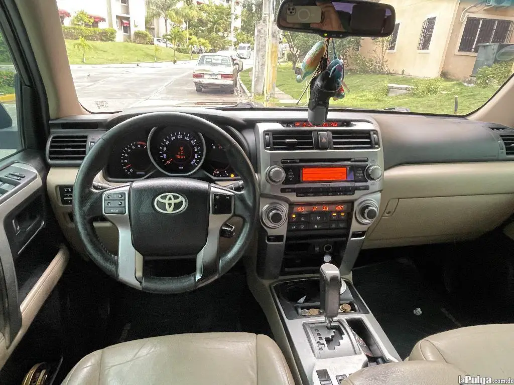 Toyota 4Runner 2011 limited 4x4   3 fila de asientos  Foto 7162533-1.jpg