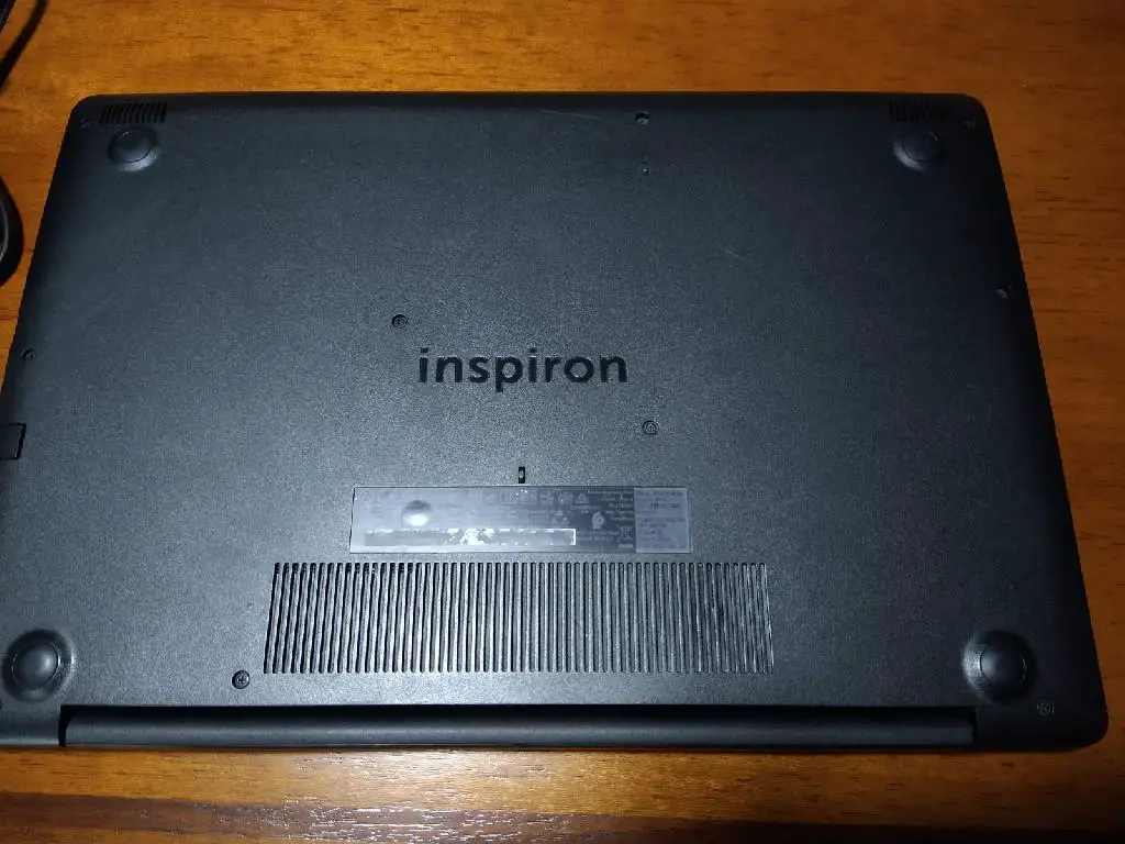 Laptop Dell i5 10ma. Gen 8 Ram SSD 256 GB Foto 7162678-1.jpg