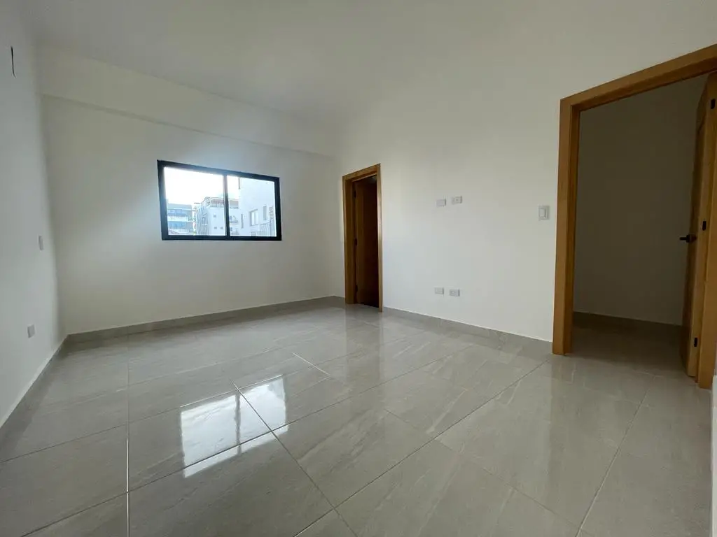 Apartamento moderno a estrenar alquiler en Evaristo Morales Foto 7163310-3.jpg