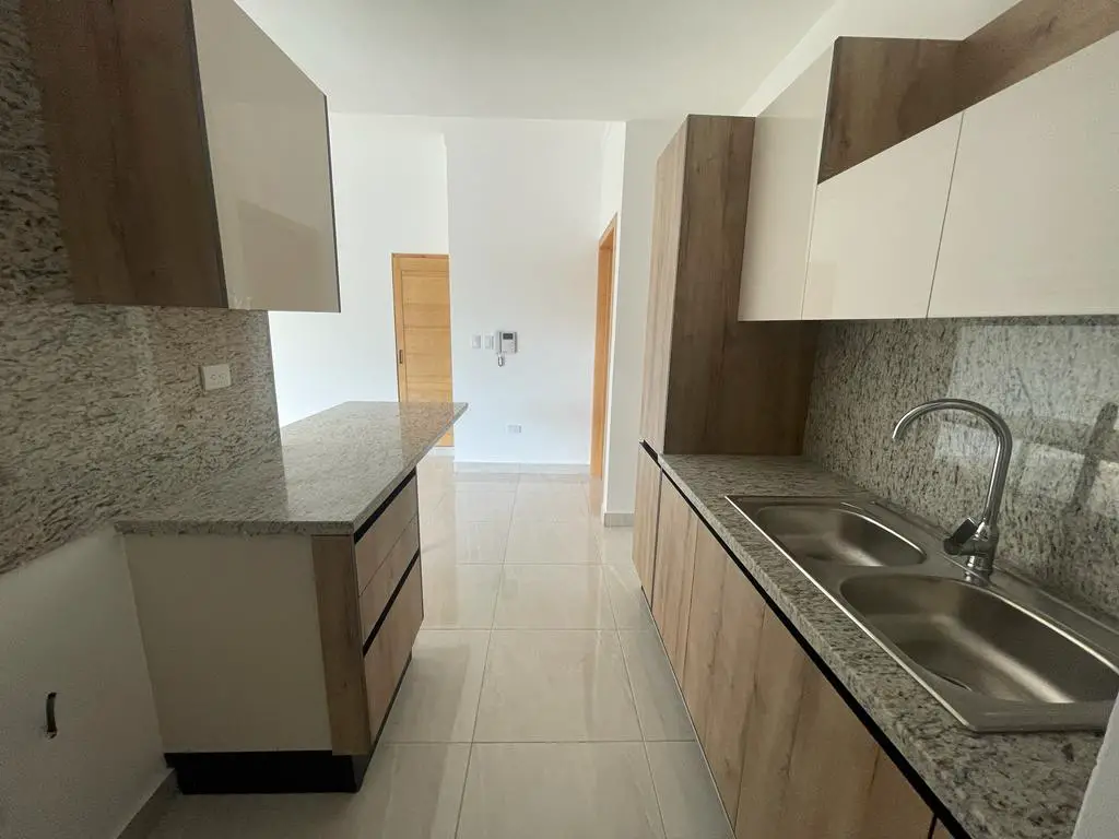 Apartamento moderno a estrenar alquiler en Evaristo Morales Foto 7163310-7.jpg