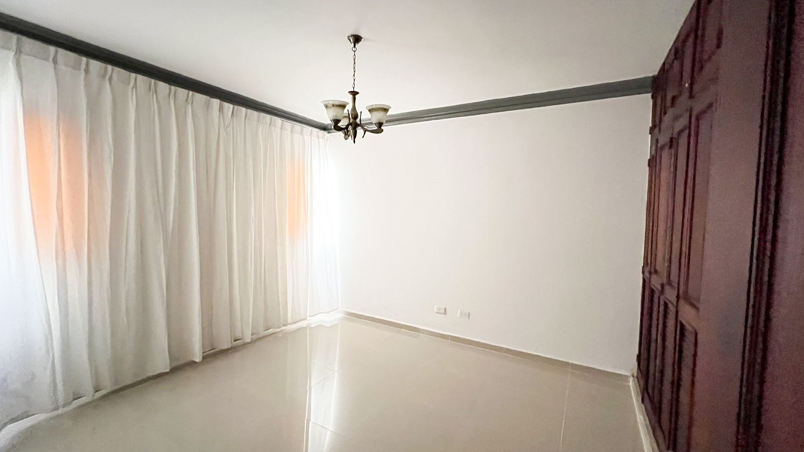 Apartamento remodelado en venta en Gazcue segundo piso. Foto 7163346-7.jpg