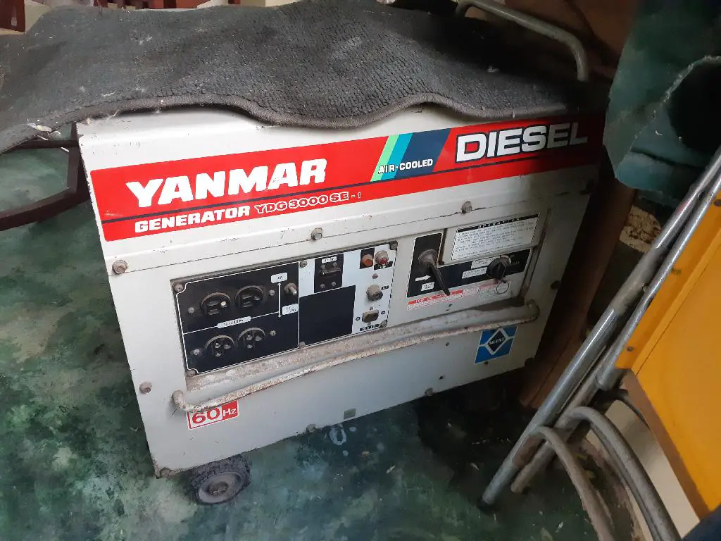 Planta GENERADOR eléctrico DIESEL YANMAR silenciosa. 3 kva. Foto 7164004-2.jpg