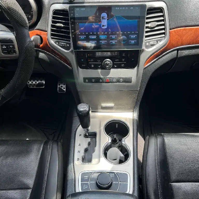 Jeep Grand Cherokee 2011 Panoramica Foto 7164045-8.jpg