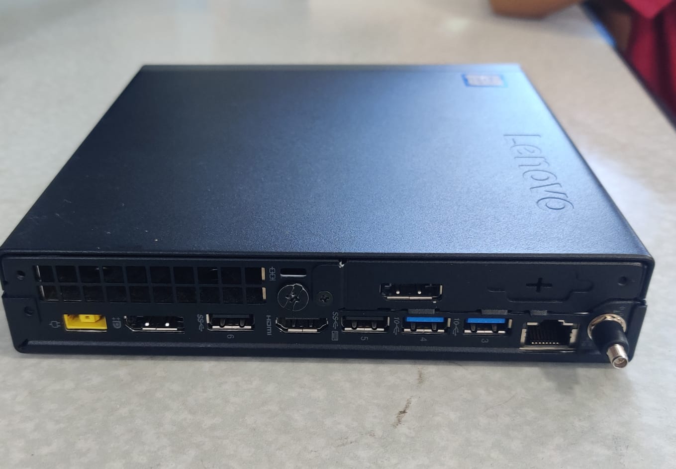 CPU LENOVO TINY M720Q CORE i5 A 1.7GHZ MEMORIA 16GB DDR4 SSD 256GB Foto 7164904-9.jpg