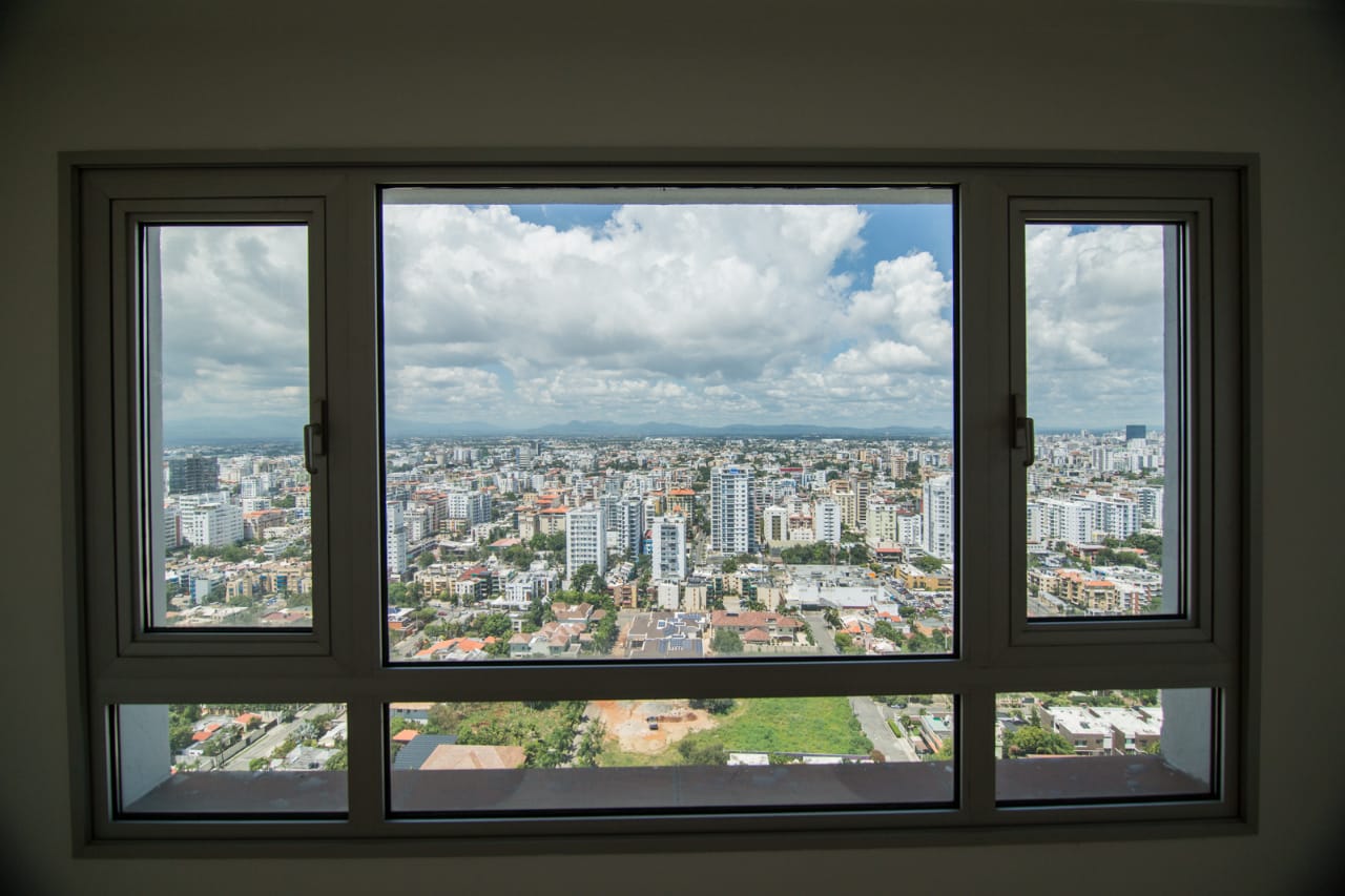 Apartamentos en Torre Caney Ave. Anacaona  Foto 7165114-1.jpg