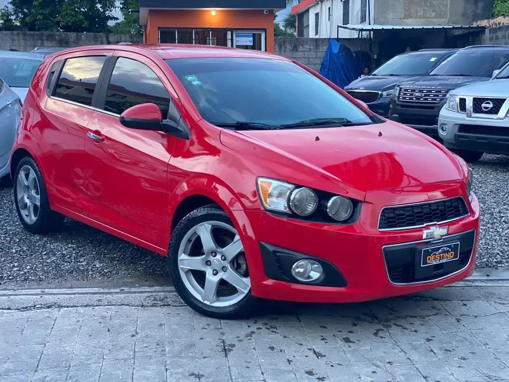 CHEVROLET SONIC en Santo Domingo DN Foto 7165536-4.jpg