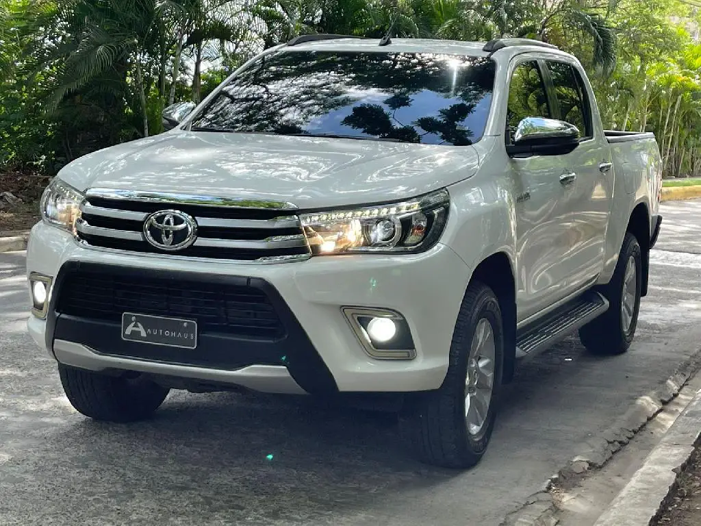 Toyota Hilux 2018 Foto 7165542-2.jpg