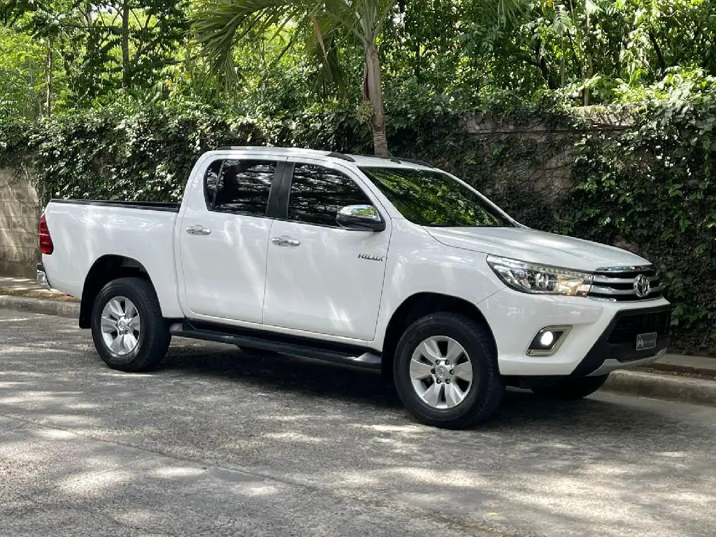 Toyota Hilux 2018 Foto 7165542-3.jpg