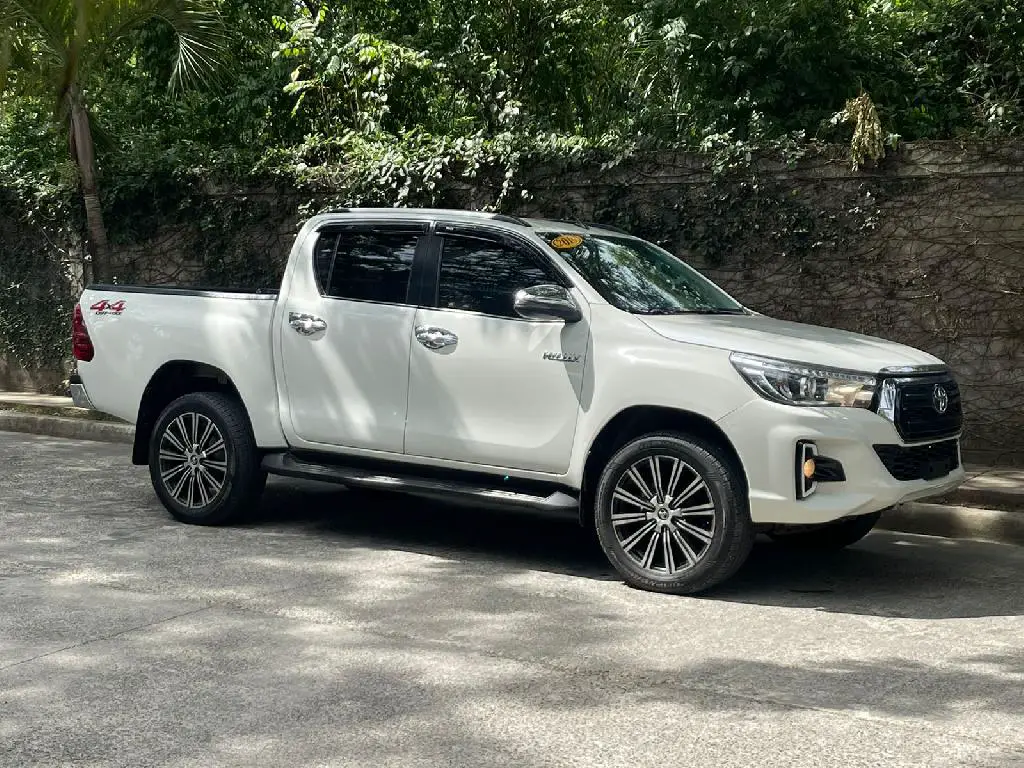 Toyota Hilux 2019 Foto 7165549-1.jpg