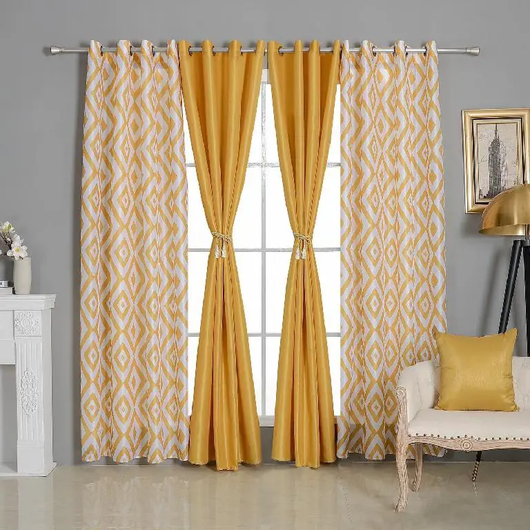 Cortinas Shantu estampadas Foto 7165652-1.jpg