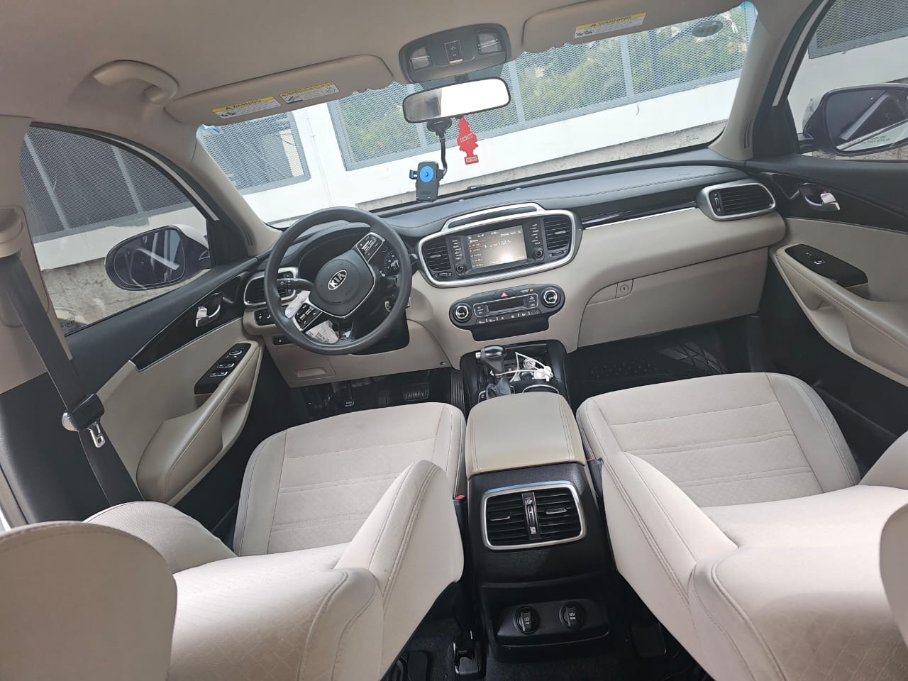 Kia  2019 Gasolina Foto 7165996-b1.jpg