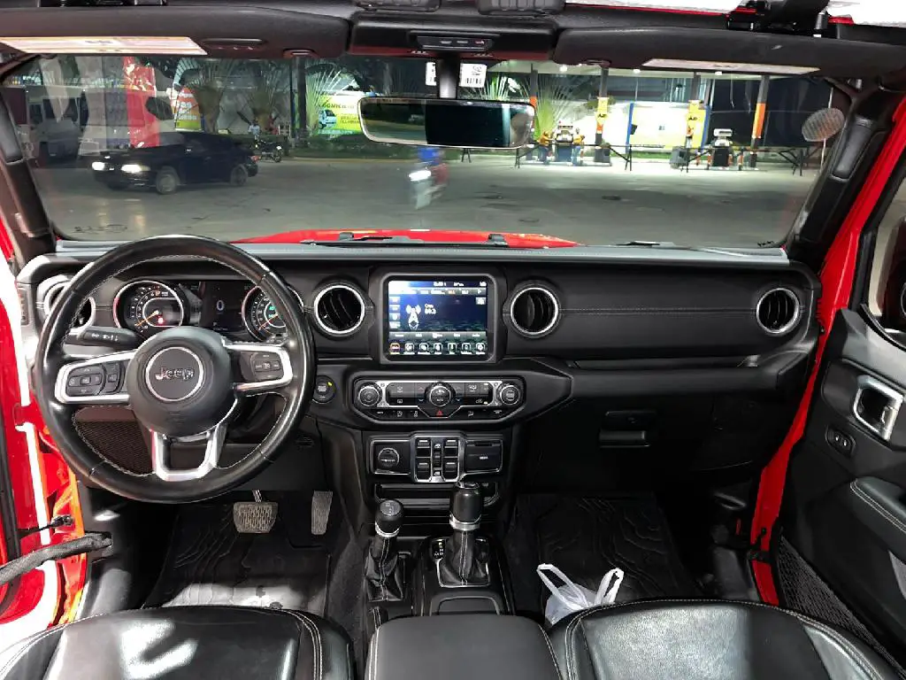 Jeep Wrangler Sahara Foto 7166149-3.jpg
