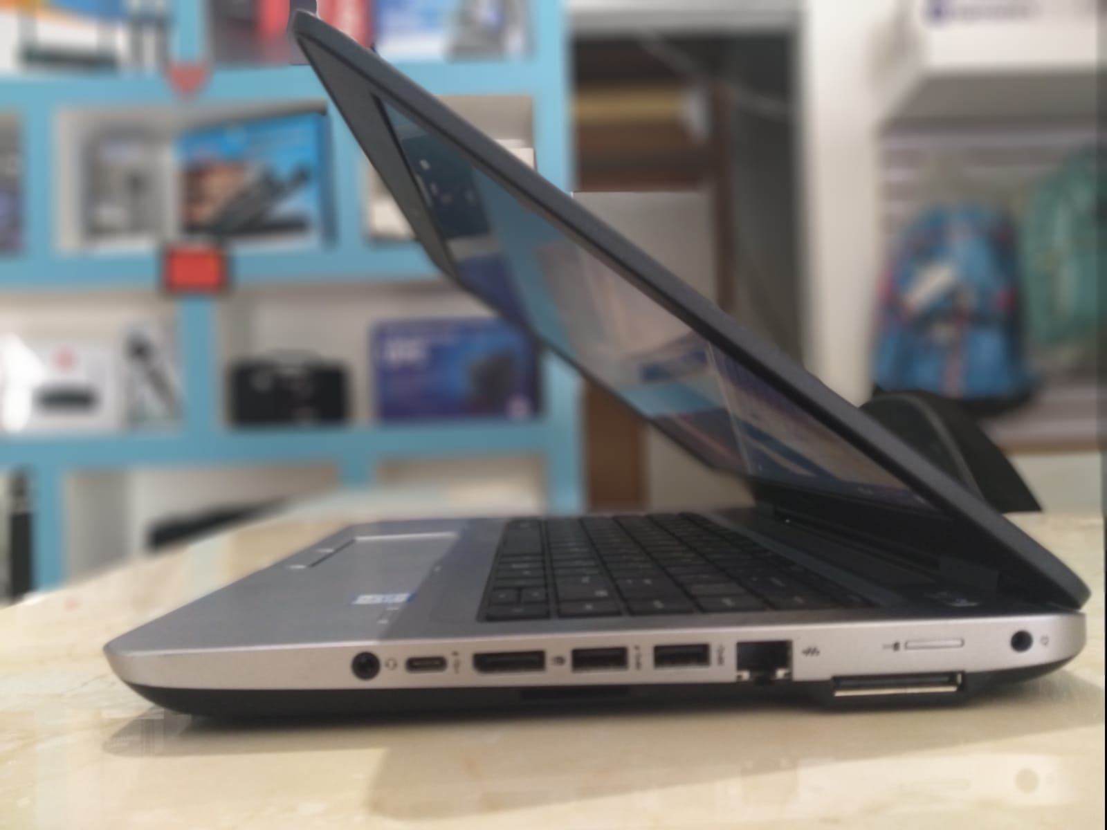 Laptop HP ProBook 640 G2 / 6th Gen Intel Core i5 / 8GB DDR Foto 7166369-5.jpg