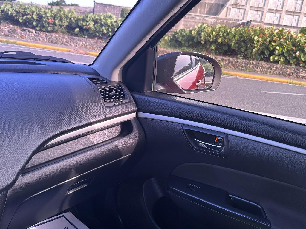 Suzuki Swift 2015 en Santo Domingo Este Foto 7166373-3.jpg