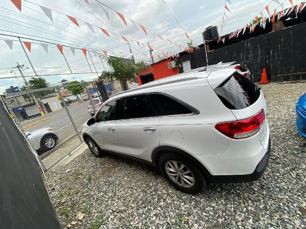 Kia Sorento 2018 Foto 7166477-3.jpg