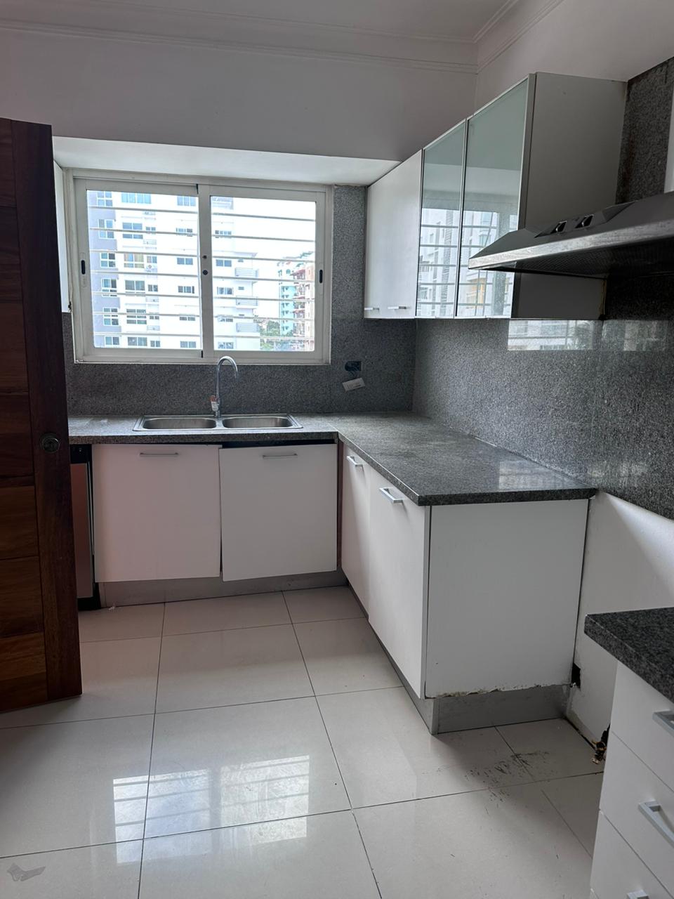 Apartamento Ubicado en el sector de Evaristo Morales Distri Foto 7166761-2.jpg