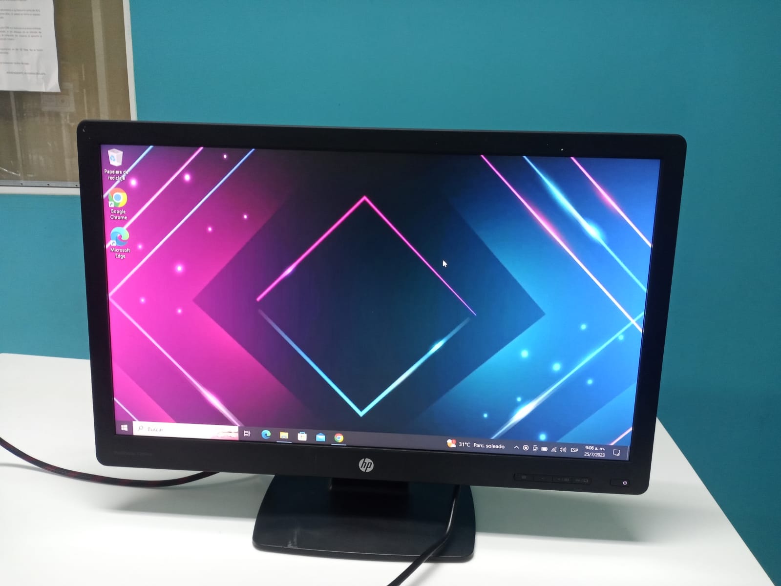 MONITOR HP P240VA LED Foto 7166784-3.jpg