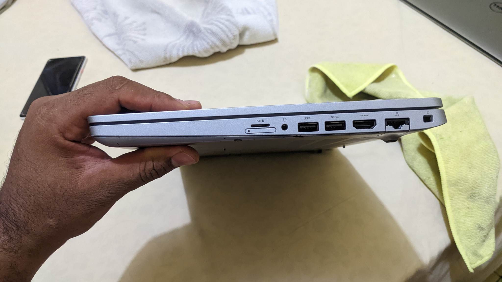 Dell Latitude 5510 INTEL CORE I5-10th gen 16GB DDR 512GB SSD Foto 7167098-2.jpg