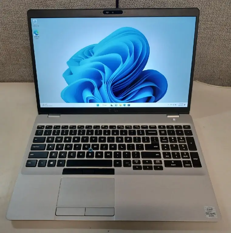 Dell Latitude 5510 INTEL CORE I5-10th gen 16GB DDR 512GB SSD Foto 7167098-5.jpg